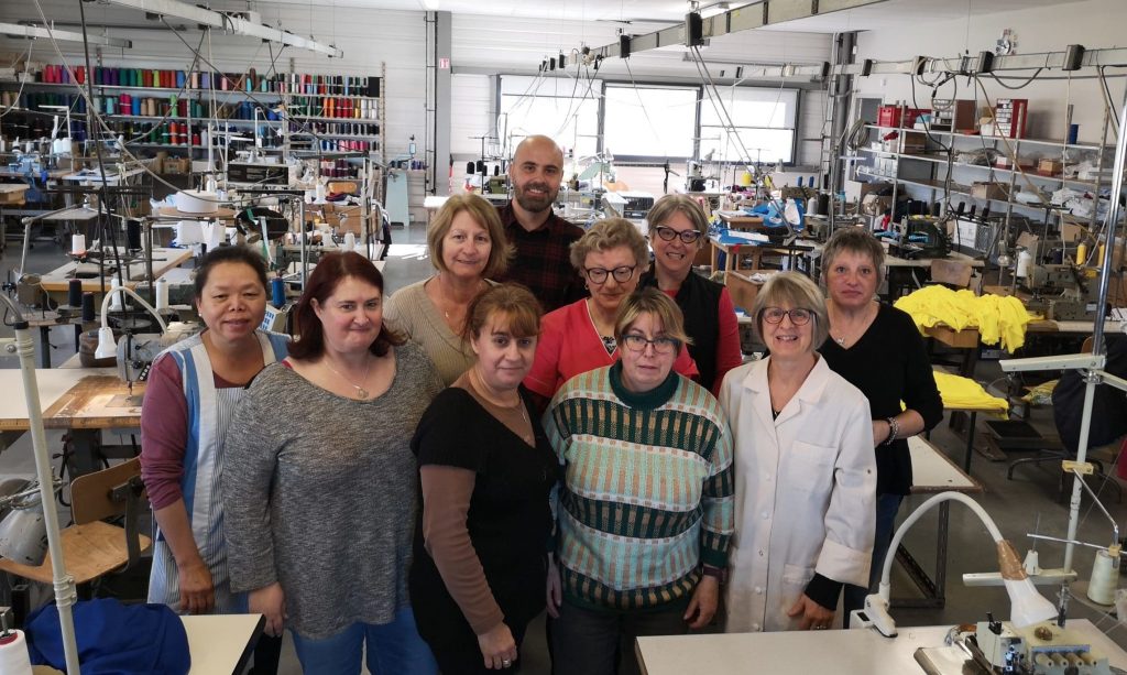 photo couturières pour la couverture lestée