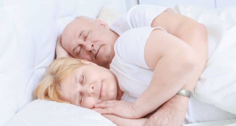 couverture lestée pour personne âgée