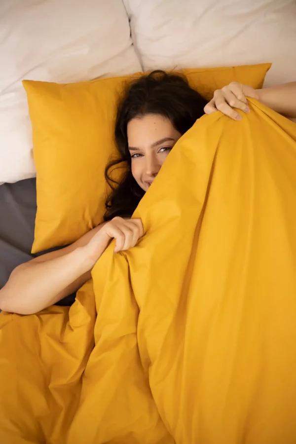 couverture_lestee_harmonie_jaune_femme-scaled-1.webp Couverture lestée Harmonie by dormeur®