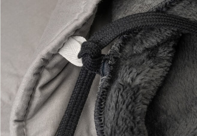 couverture lestée systeme d'accroche