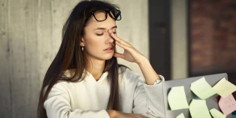 L’impact du manque de sommeil sur la santé : conséquences physiques, mentales et solutions