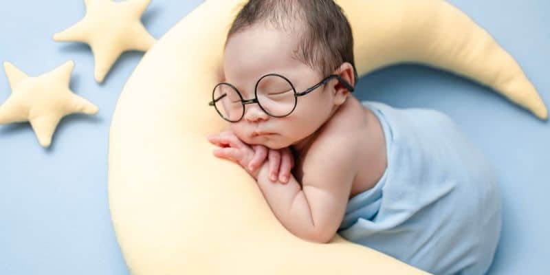 Sommeil de bébé : comprendre ses cycles et favoriser l’autonomie et réduire les régressions du sommeil